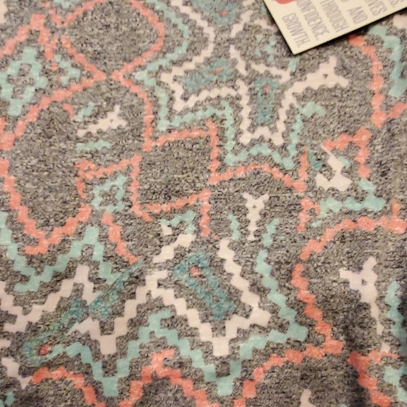 NWT Lularoe Randy - Picture 2 of 2